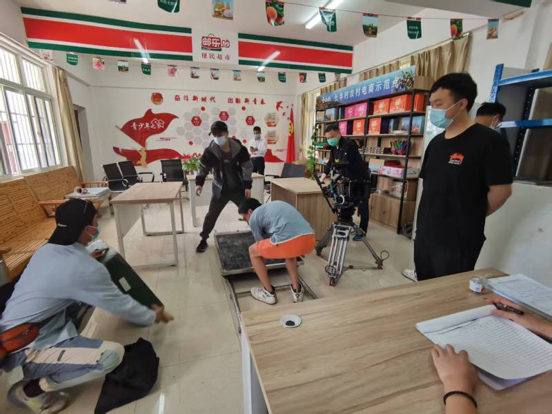 桥东区广告片拍摄公司：极简主义践行者，少即是多的视觉哲学